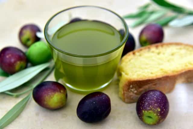 olive-oil-3803168_640.jpg